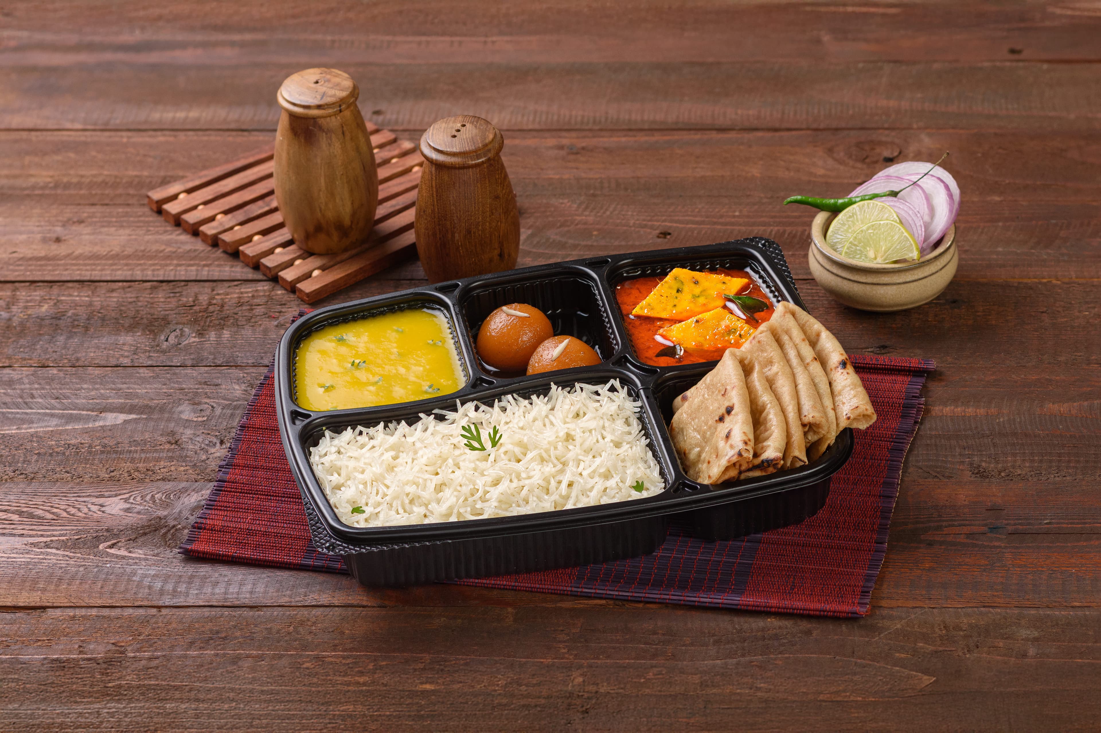 Patvadi Rassa Meal